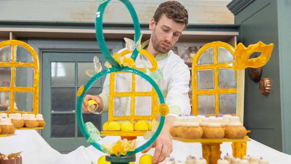 Bake Off: The Professionals S9